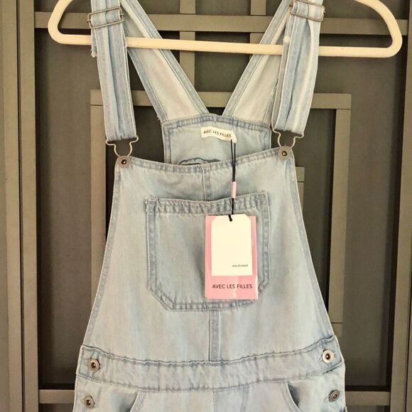 NWT Avec Les filles  Light wash overalls, denim size 30 - Picture 2 of 6